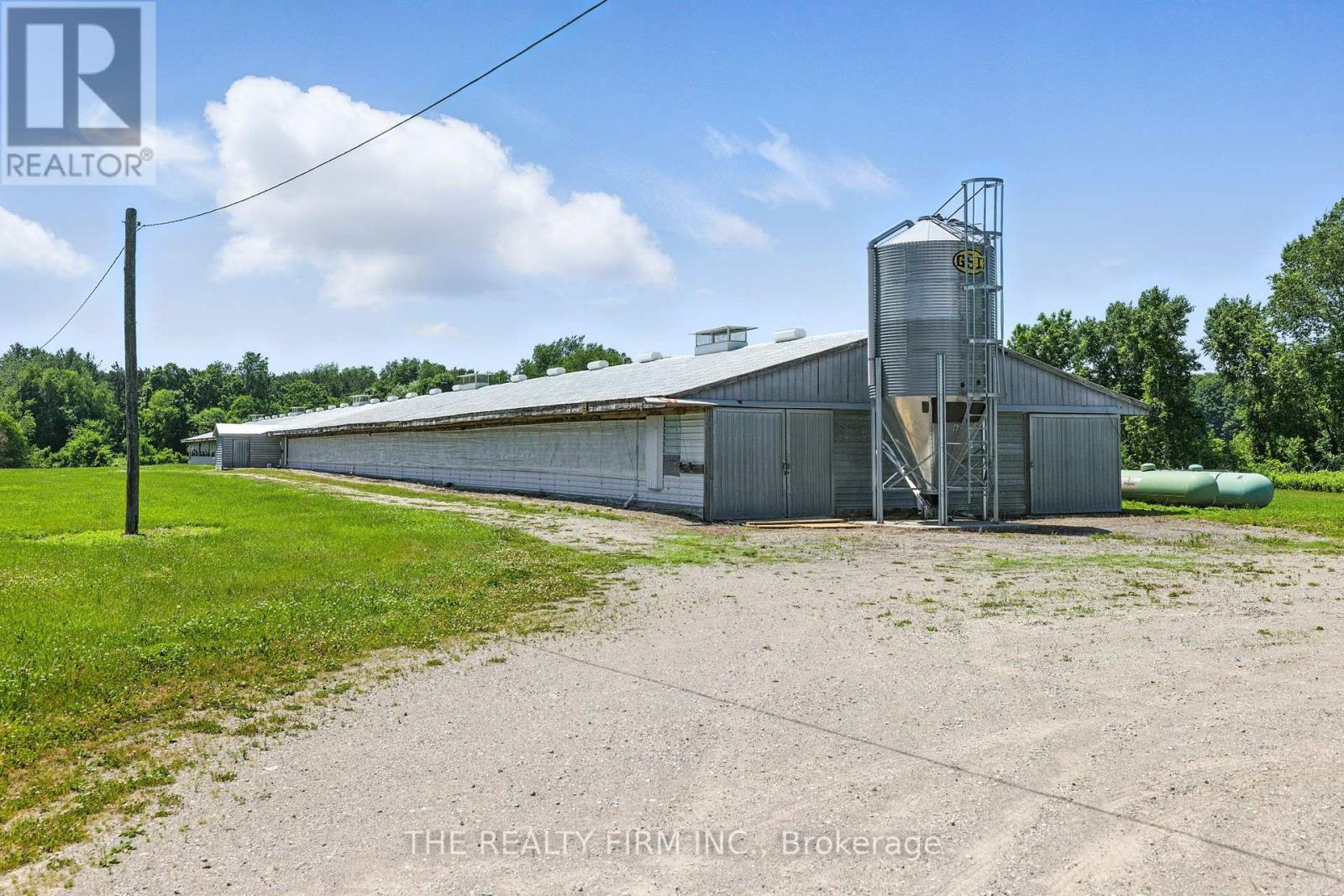 7934 Olde Drive, Strathroy-Caradoc, Ontario  N0L 1W0 - Photo 43 - X12899898