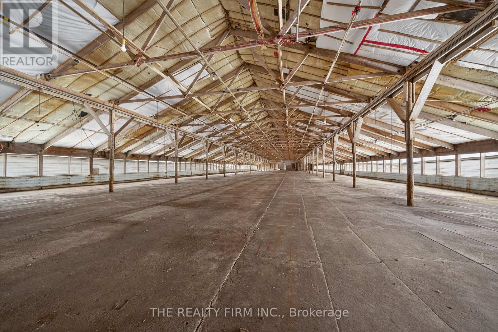 7934 Olde Drive, Strathroy-Caradoc, Ontario  N0L 1W0 - Photo 44 - X12899898