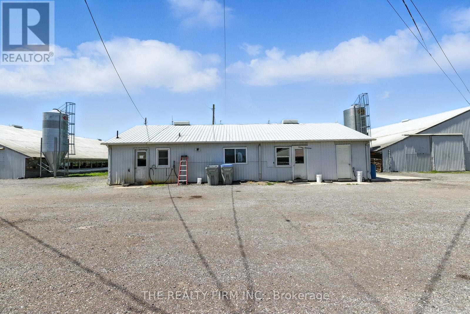 7934 Olde Drive, Strathroy-Caradoc, Ontario  N0L 1W0 - Photo 45 - X12899898