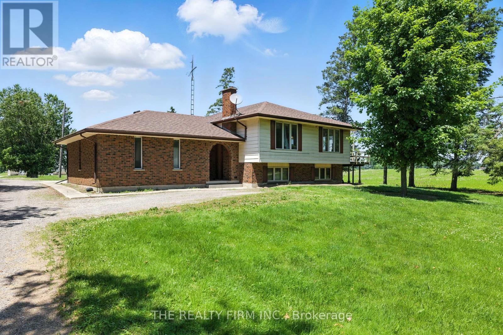 7934 Olde Drive, Strathroy-Caradoc, Ontario  N0L 1W0 - Photo 5 - X12899898
