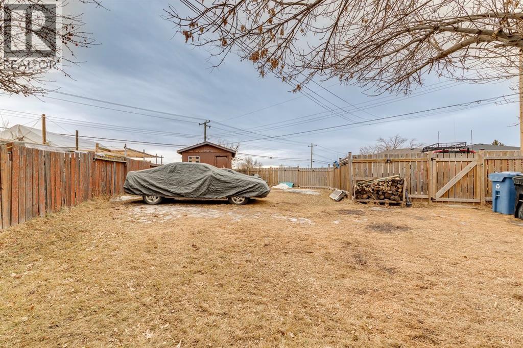 157 Penbrooke Close SE, Calgary, Alberta  T2A 3N9 - Photo 20 - A2284508