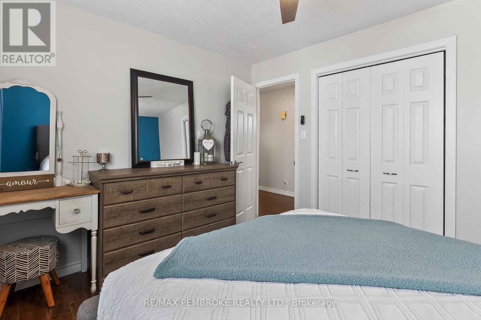 70 Herman Street, Petawawa, Ontario  K8H 1W2 - Photo 21 - X12899860