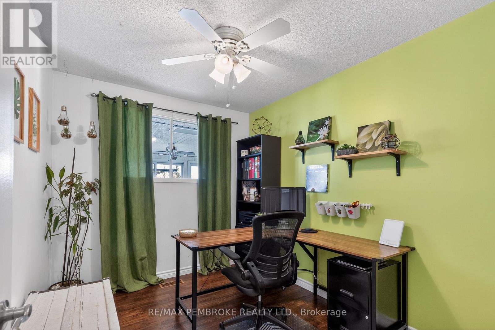 70 Herman Street, Petawawa, Ontario  K8H 1W2 - Photo 24 - X12899860