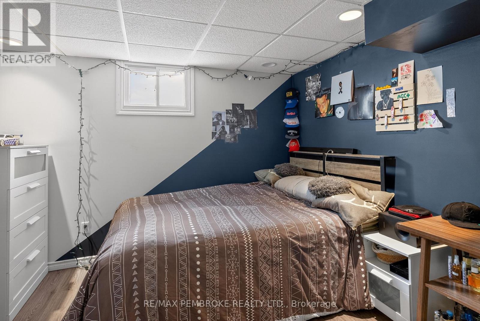 70 Herman Street, Petawawa, Ontario  K8H 1W2 - Photo 36 - X12899860