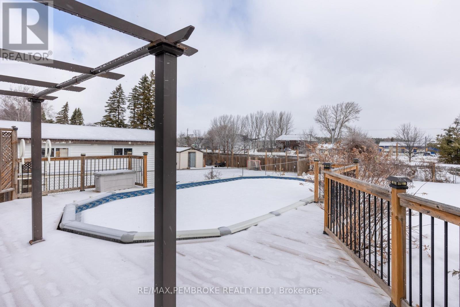 70 Herman Street, Petawawa, Ontario  K8H 1W2 - Photo 50 - X12899860