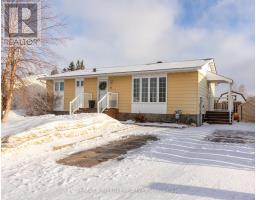 70 HERMAN STREET, Petawawa, Ontario