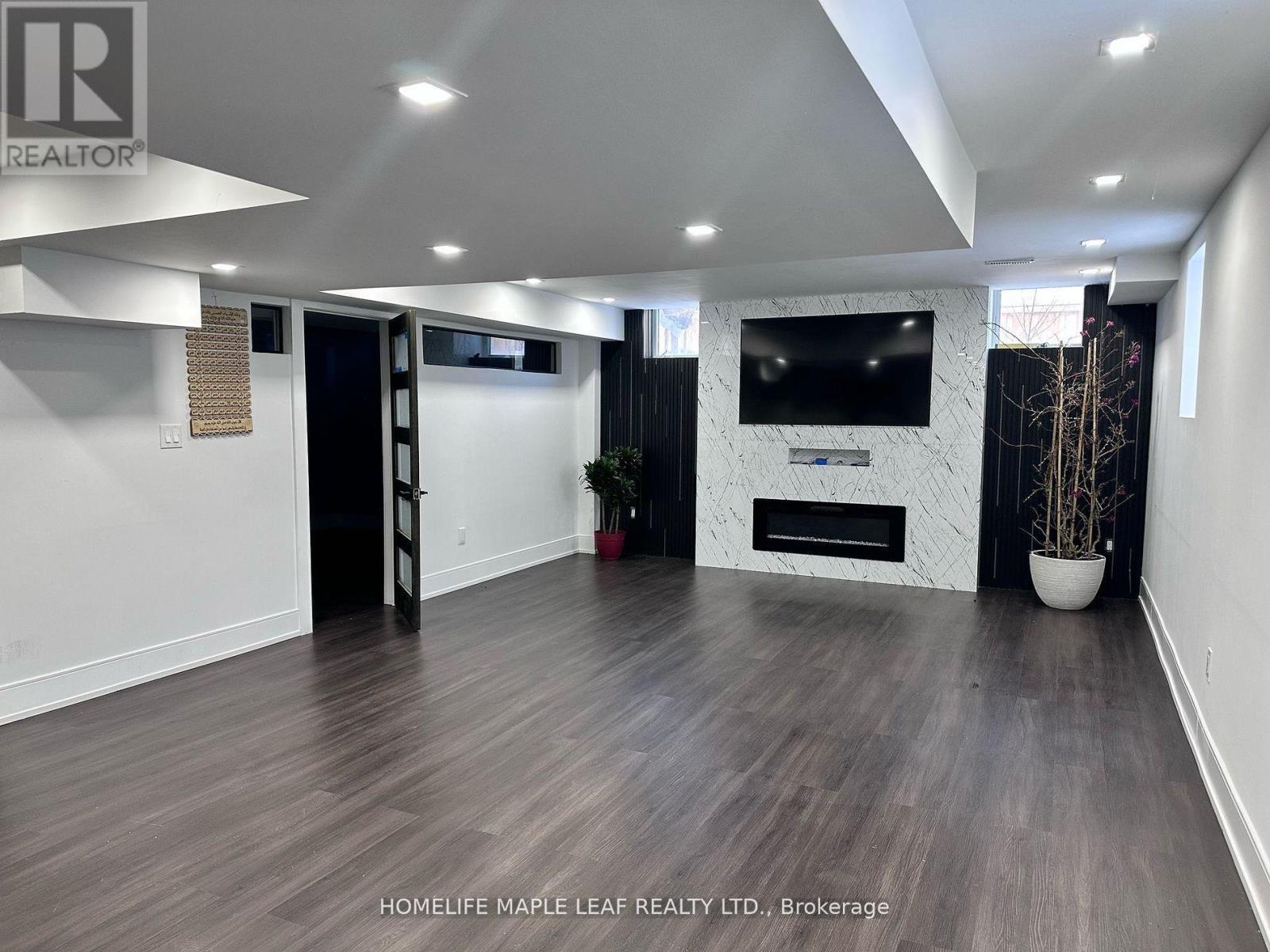 1174 Enchanted Crescent, Pickering, Ontario  L1X 0G9 - Photo 10 - E12899690