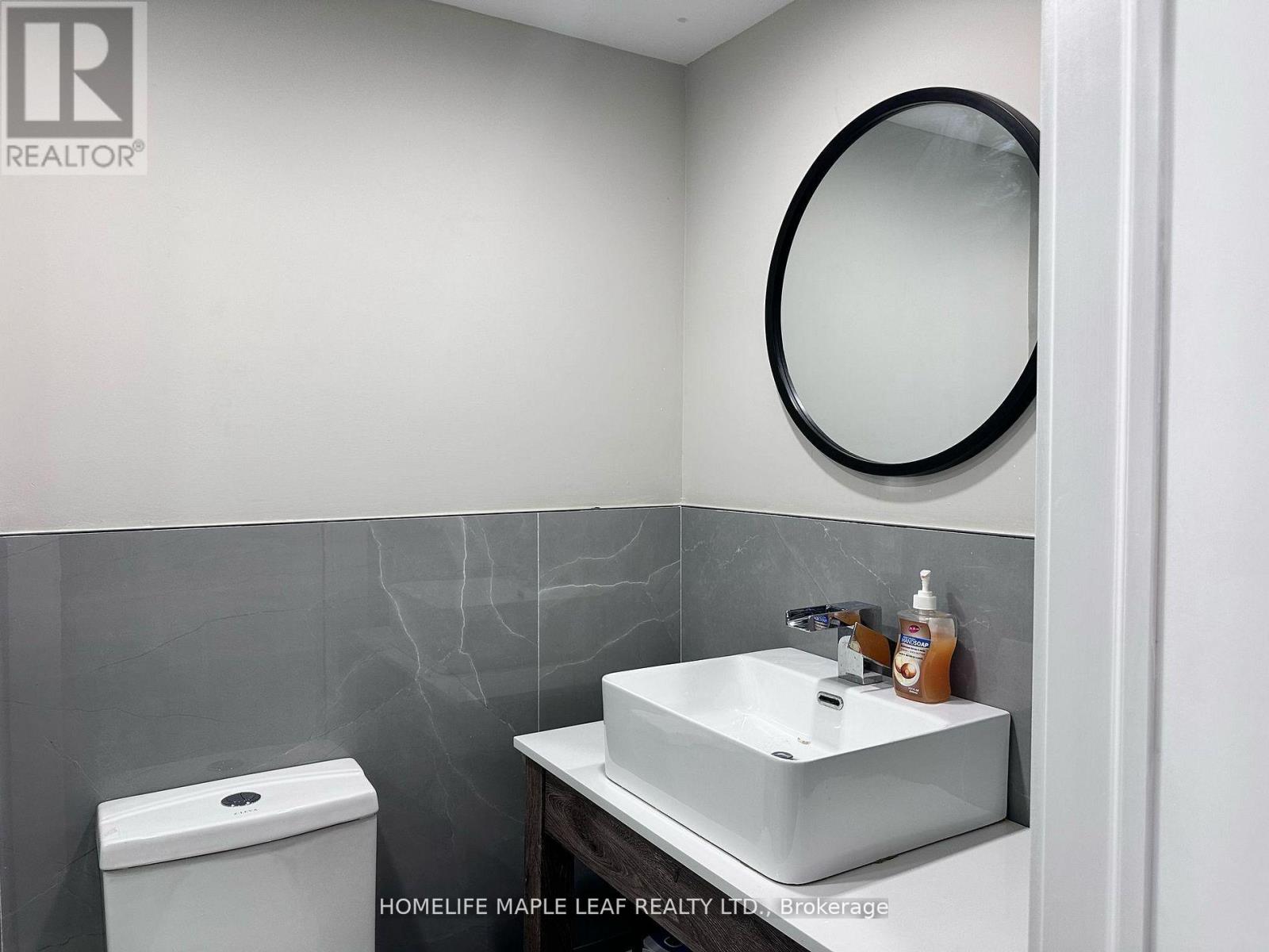 1174 Enchanted Crescent, Pickering, Ontario  L1X 0G9 - Photo 6 - E12899690