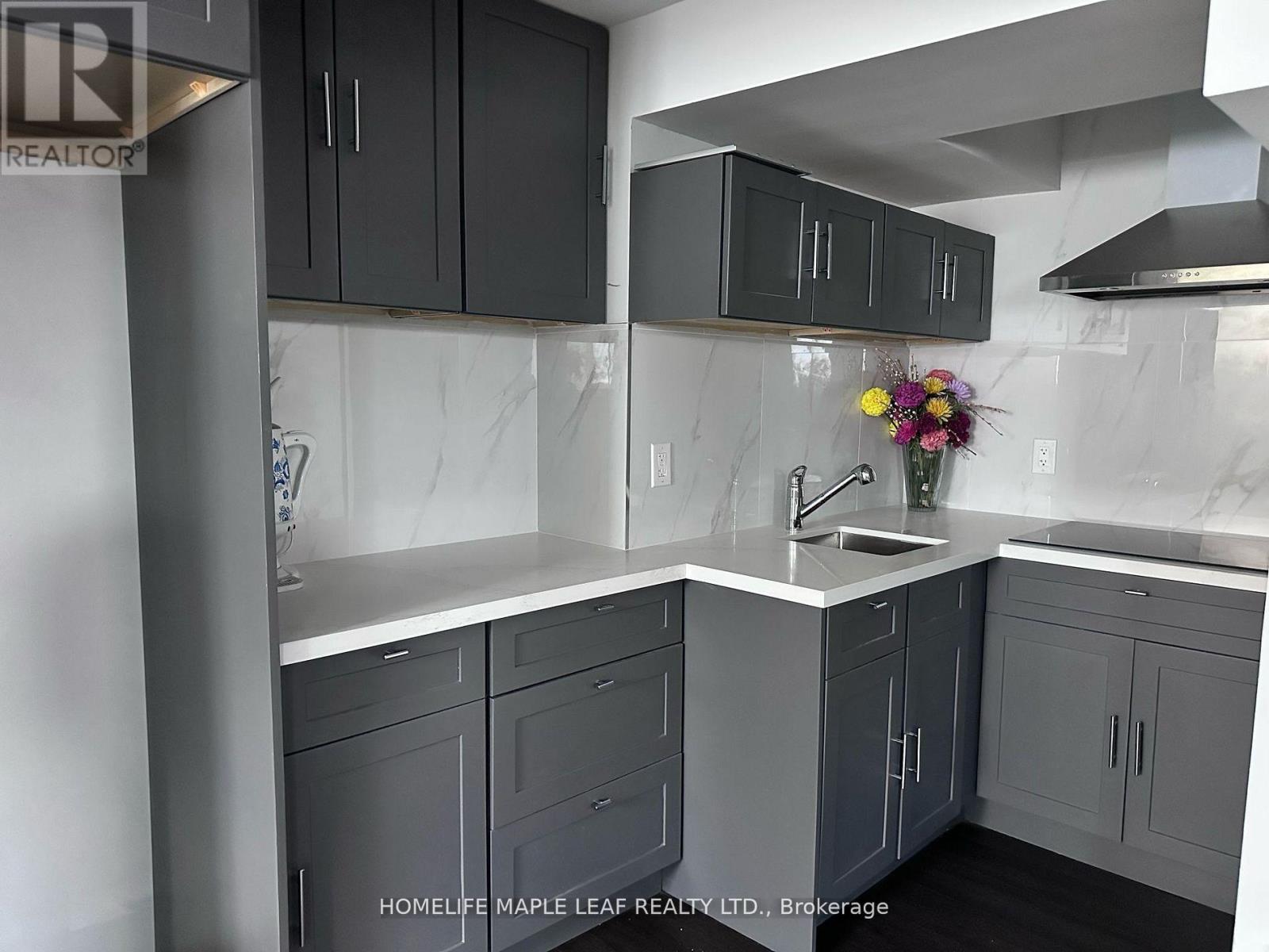 1174 Enchanted Crescent, Pickering, Ontario  L1X 0G9 - Photo 8 - E12899690