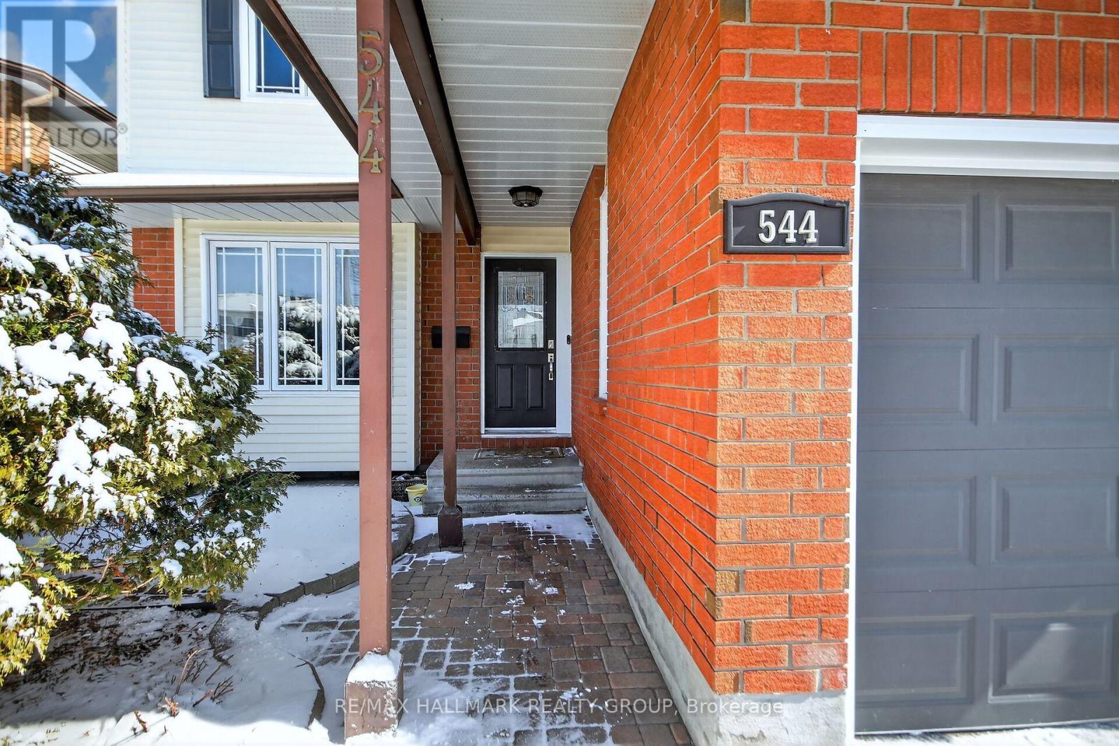 544 Apollo Way, Ottawa, Ontario  K4A 1V7 - Photo 2 - X12899660