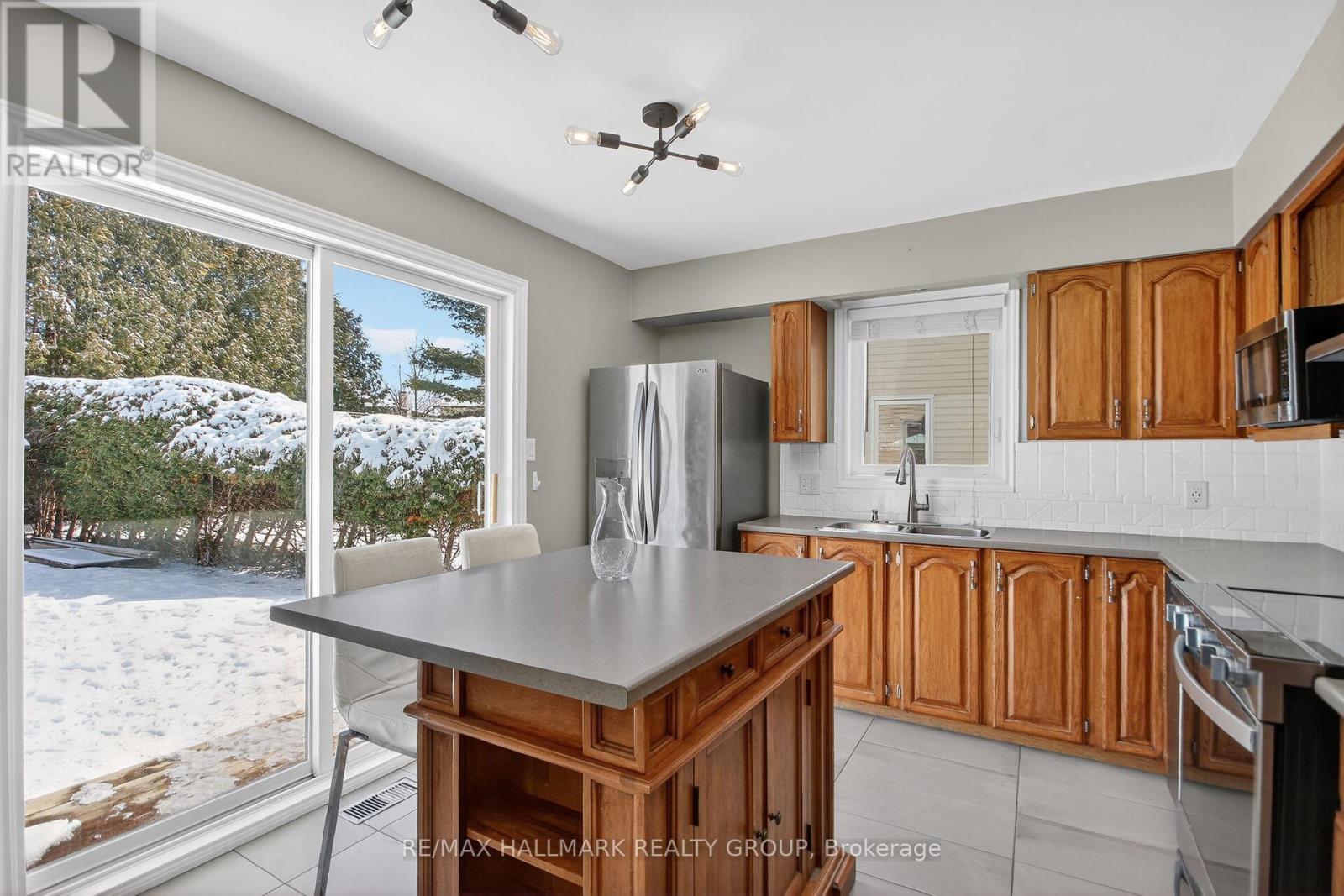 544 Apollo Way, Ottawa, Ontario  K4A 1V7 - Photo 8 - X12899660