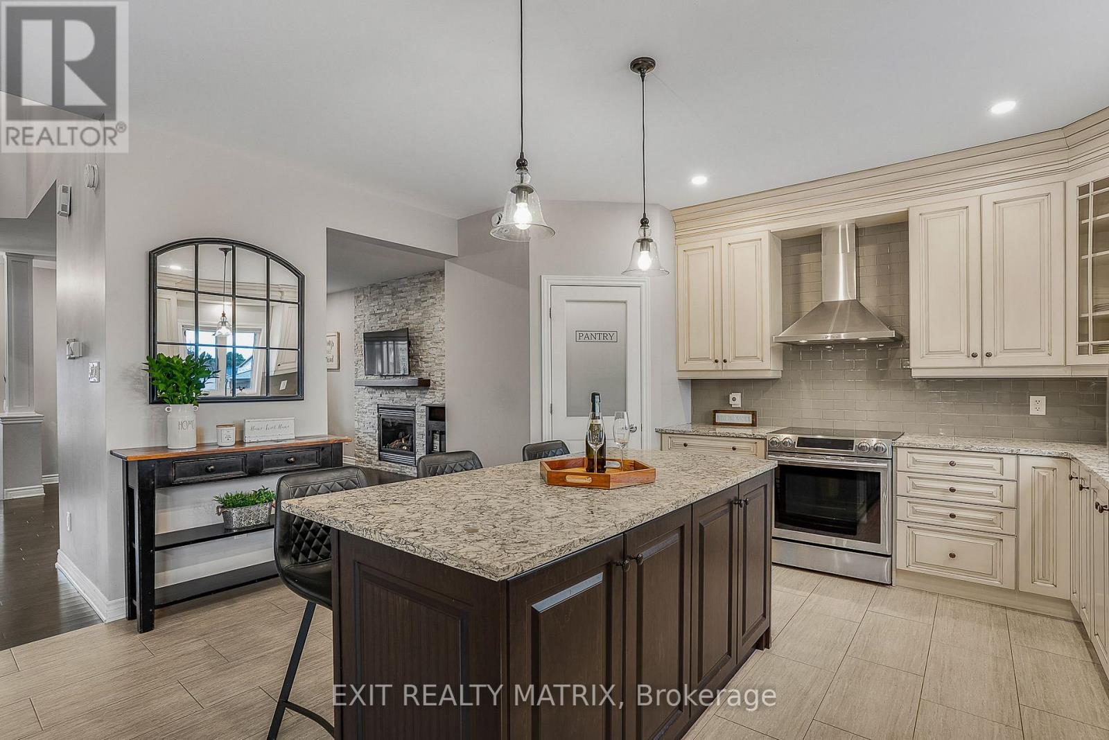 301 Colmar Street, Russell, Ontario  K0A 1W0 - Photo 9 - X12899682