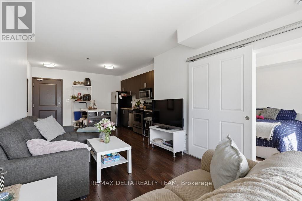 215 - 429 Kent Street, Ottawa, Ontario  K2P 1B5 - Photo 15 - X12899716