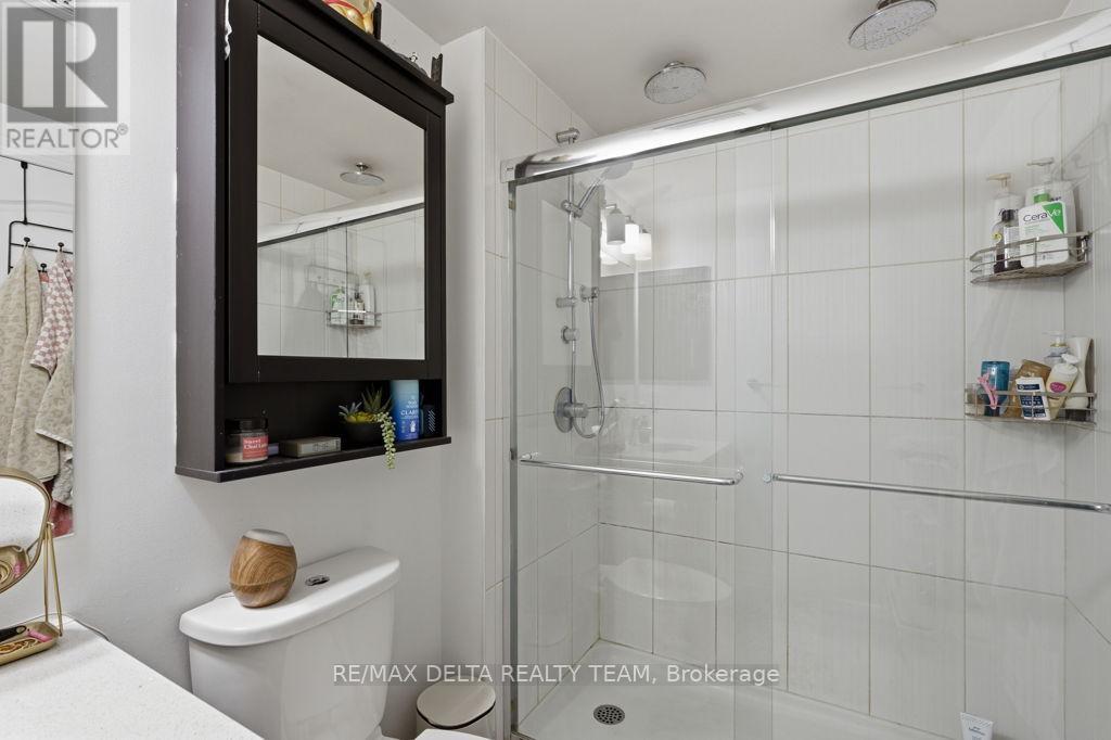 215 - 429 Kent Street, Ottawa, Ontario  K2P 1B5 - Photo 20 - X12899716