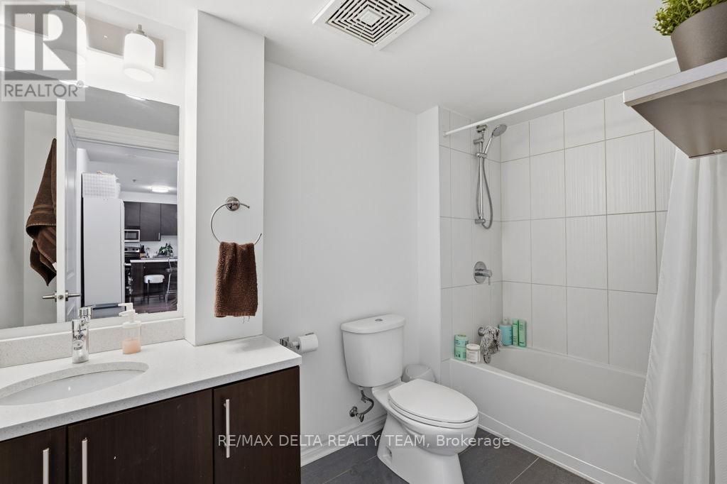 215 - 429 Kent Street, Ottawa, Ontario  K2P 1B5 - Photo 23 - X12899716