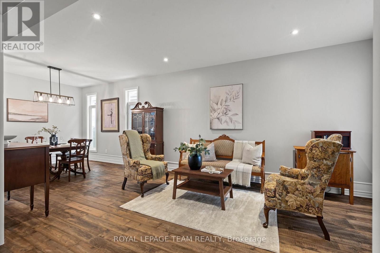 337 Sugar Pine Crescent, Ottawa, Ontario  K2M 0H6 - Photo 3 - X12899758