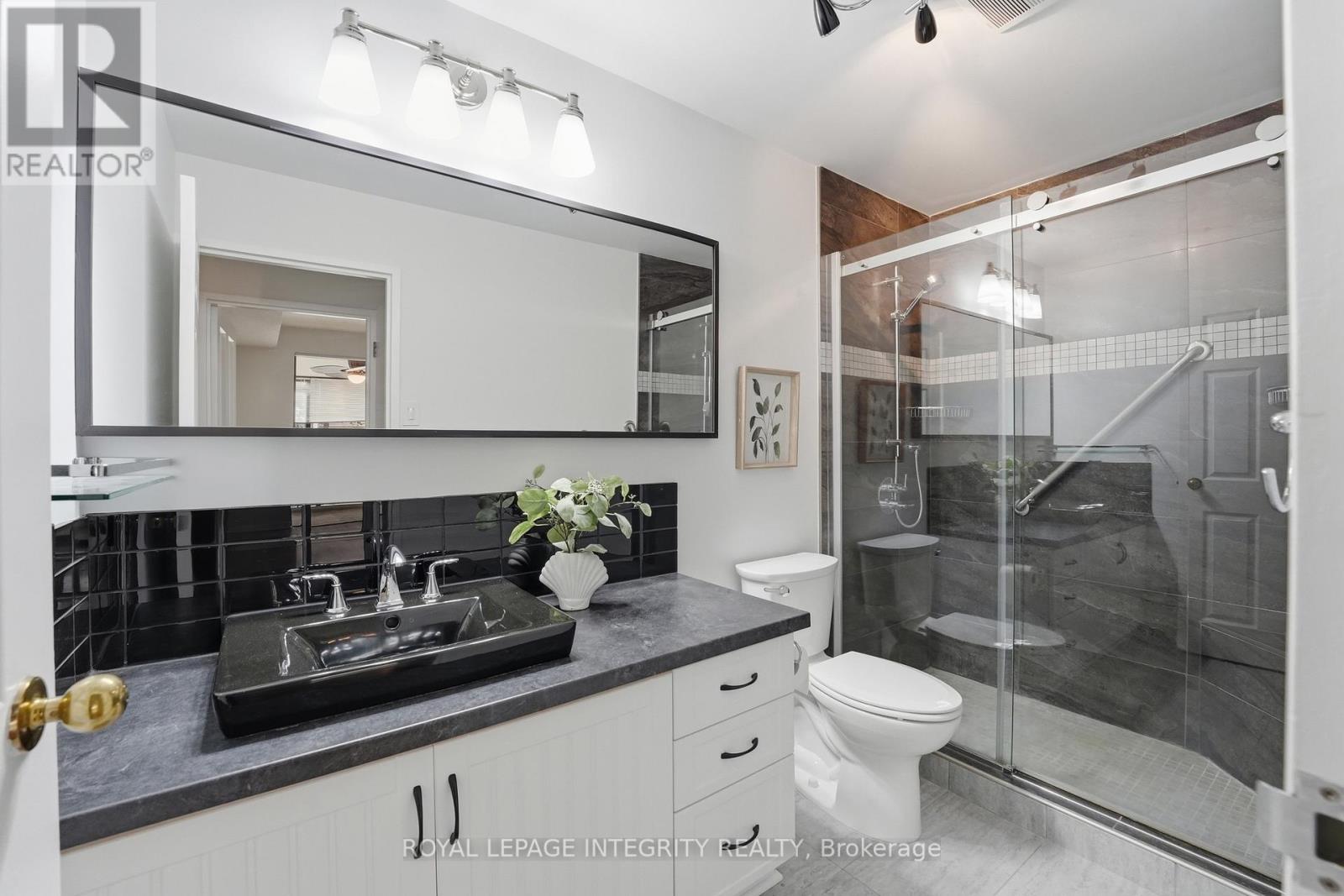 108 - 2019 Carling Avenue, Ottawa, Ontario  K2A 4A2 - Photo 11 - X12899778