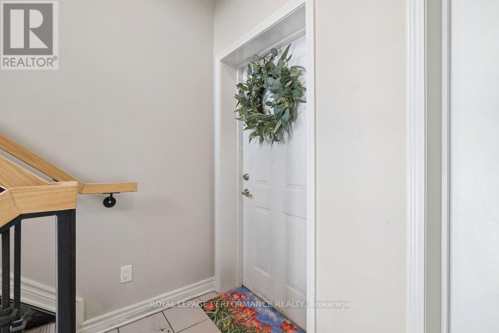 4 - 304 Paseo Private, Ottawa, Ontario  K2G 4N7 - Photo 6 - X12899866