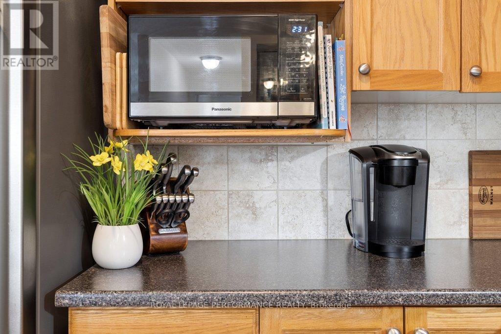 4 - 304 Paseo Private, Ottawa, Ontario  K2G 4N7 - Photo 9 - X12899866