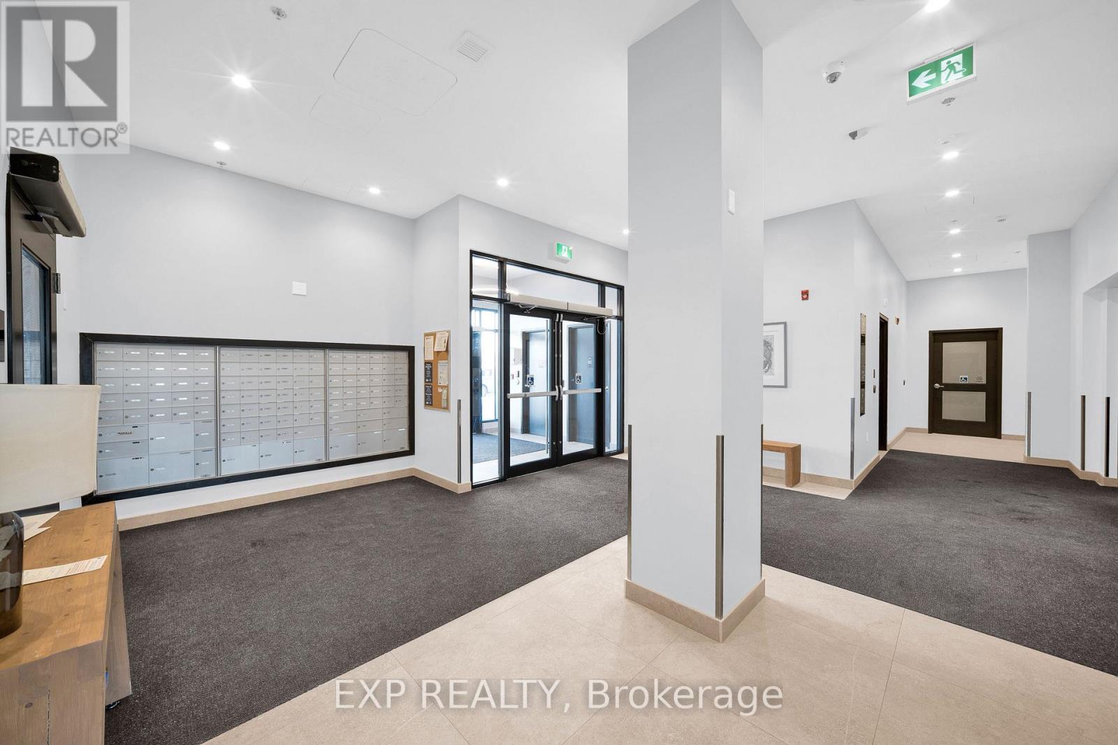 220 - 1350 Hemlock Road, Ottawa, Ontario  K1K 5C2 - Photo 5 - X12899878