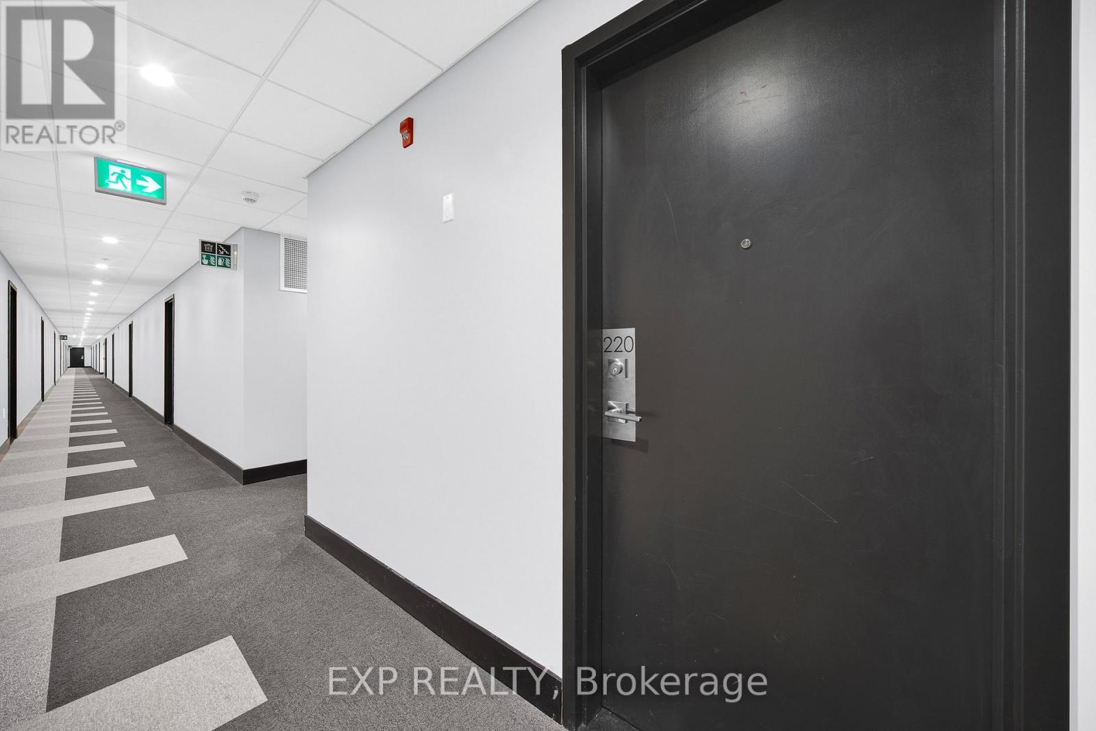 220 - 1350 Hemlock Road, Ottawa, Ontario  K1K 5C2 - Photo 7 - X12899878
