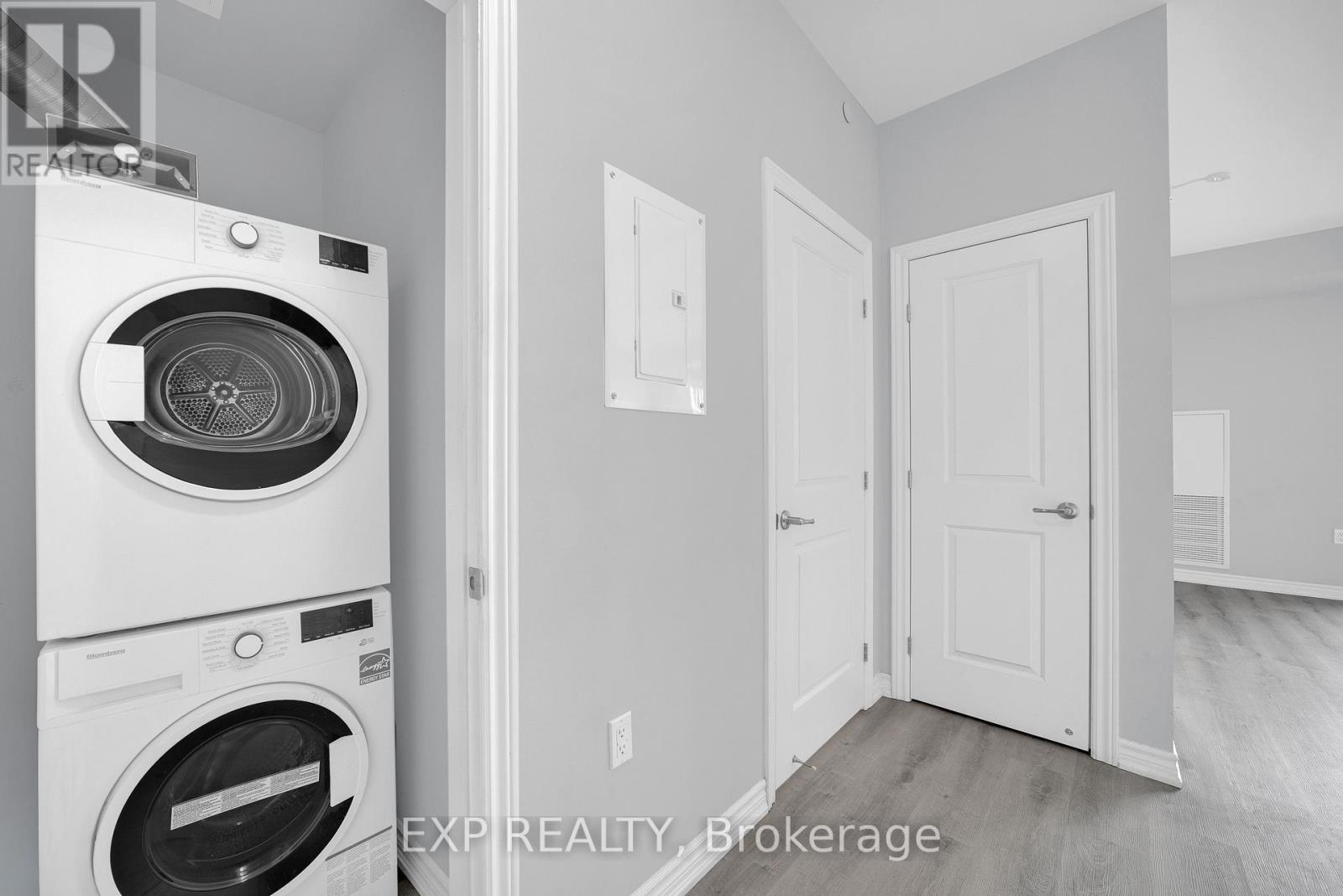 220 - 1350 Hemlock Road, Ottawa, Ontario  K1K 5C2 - Photo 9 - X12899878