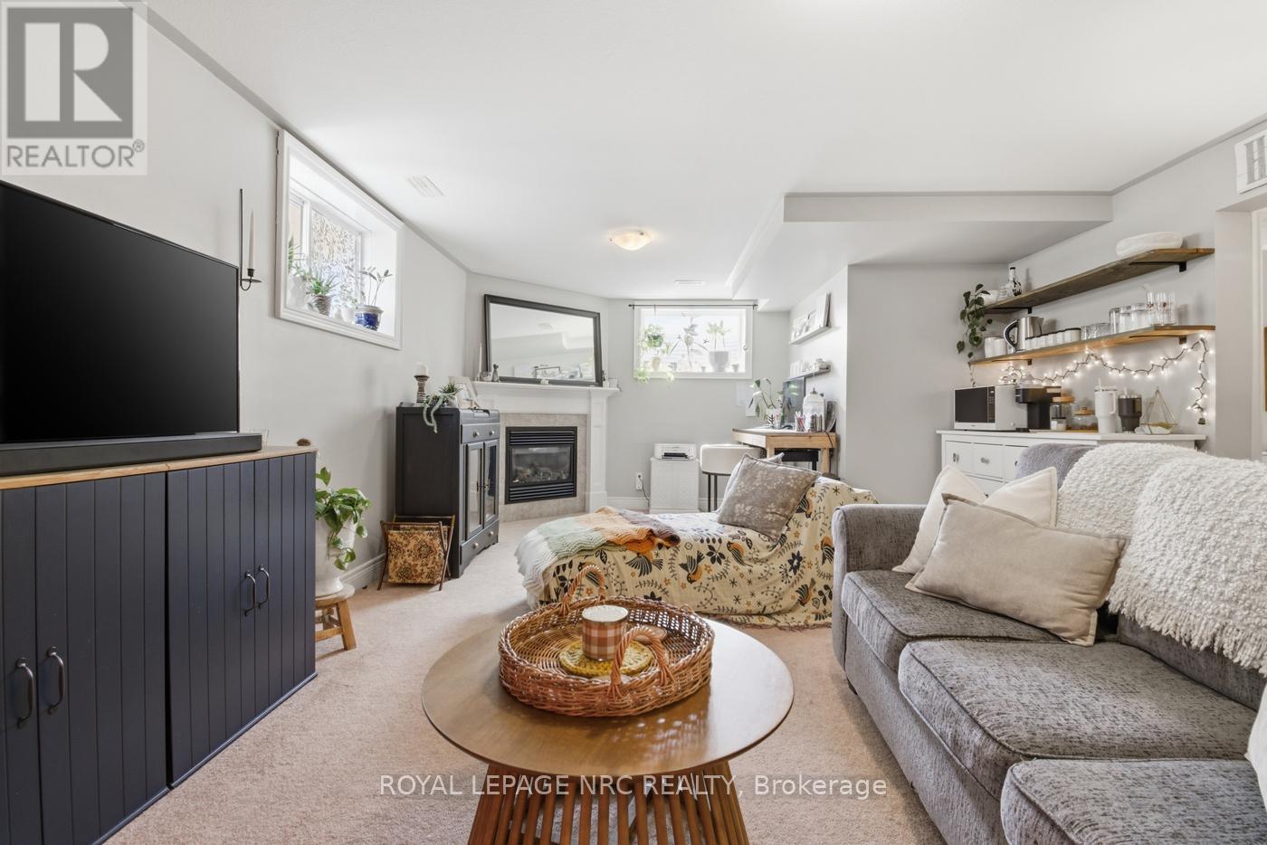 3945 Village Creek Drive, Fort Erie (Stevensville), Ontario  L0S 1S0 - Photo 13 - X12899856