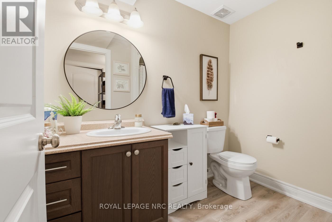 3945 Village Creek Drive, Fort Erie (Stevensville), Ontario  L0S 1S0 - Photo 15 - X12899856