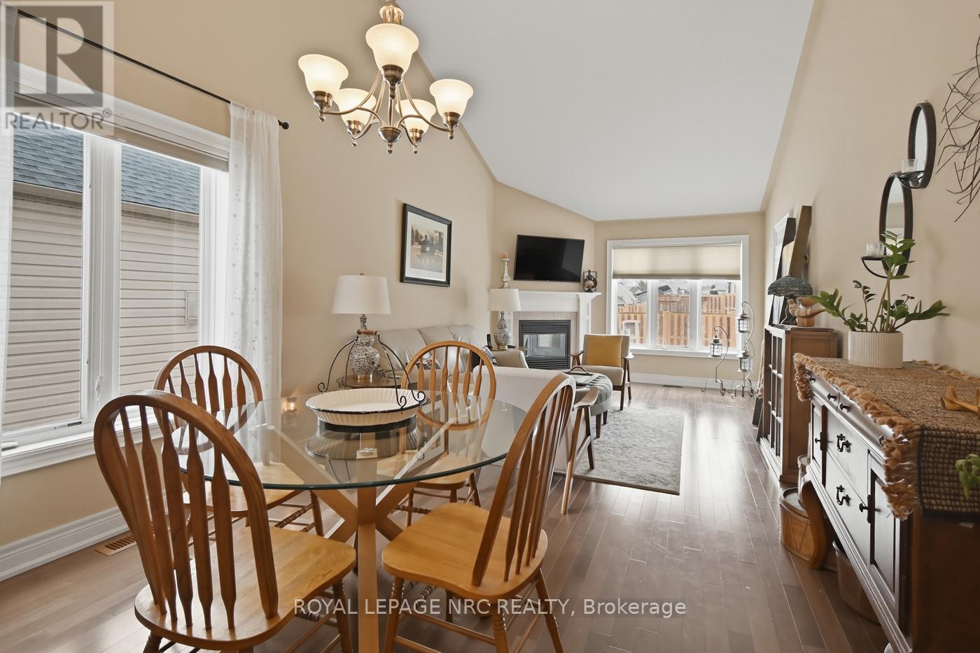 3945 Village Creek Drive, Fort Erie (Stevensville), Ontario  L0S 1S0 - Photo 7 - X12899856