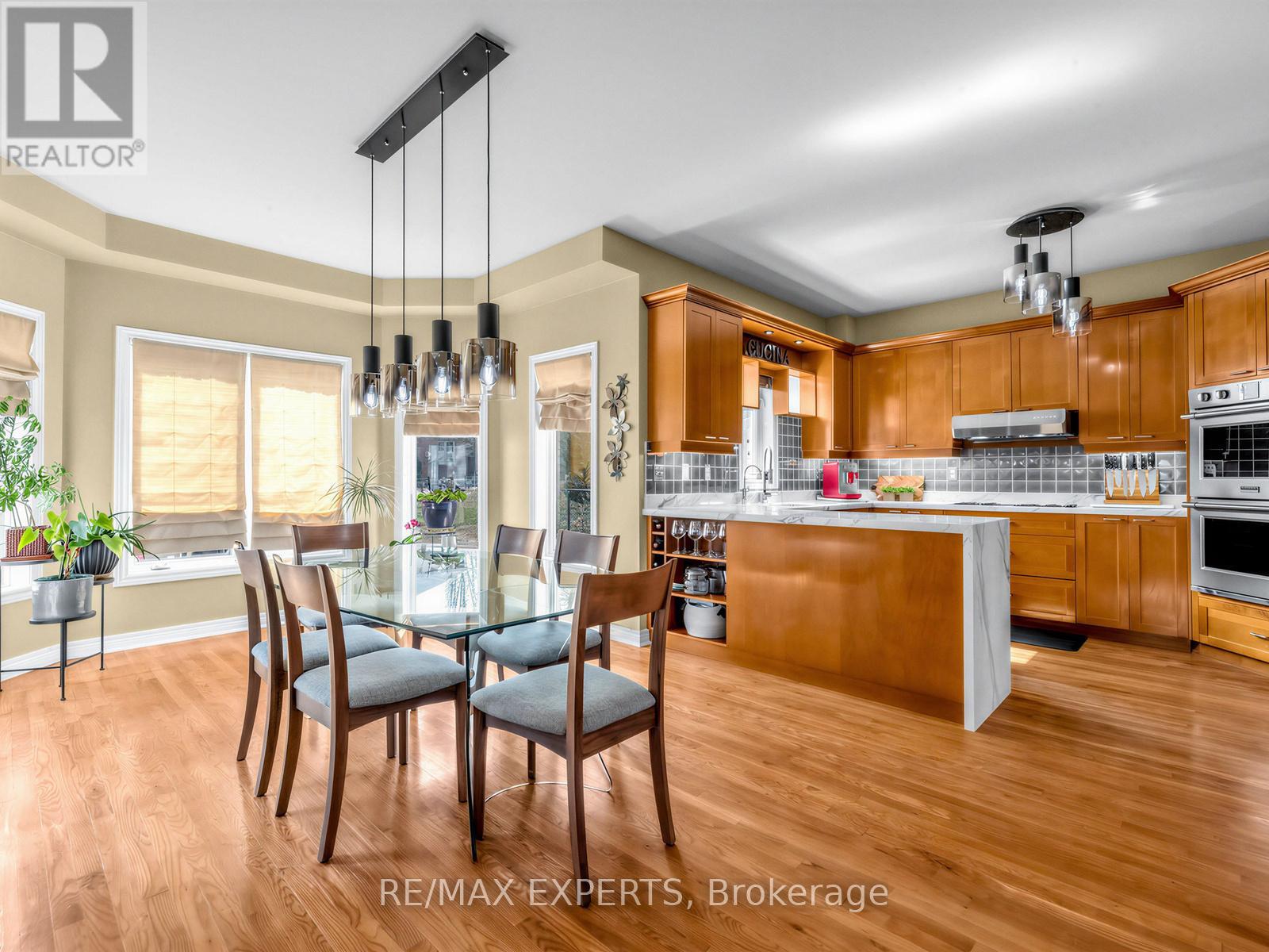 203 Thomson Creek Boulevard, Vaughan, Ontario L4H 1H1 - Photo 11 - N12899668