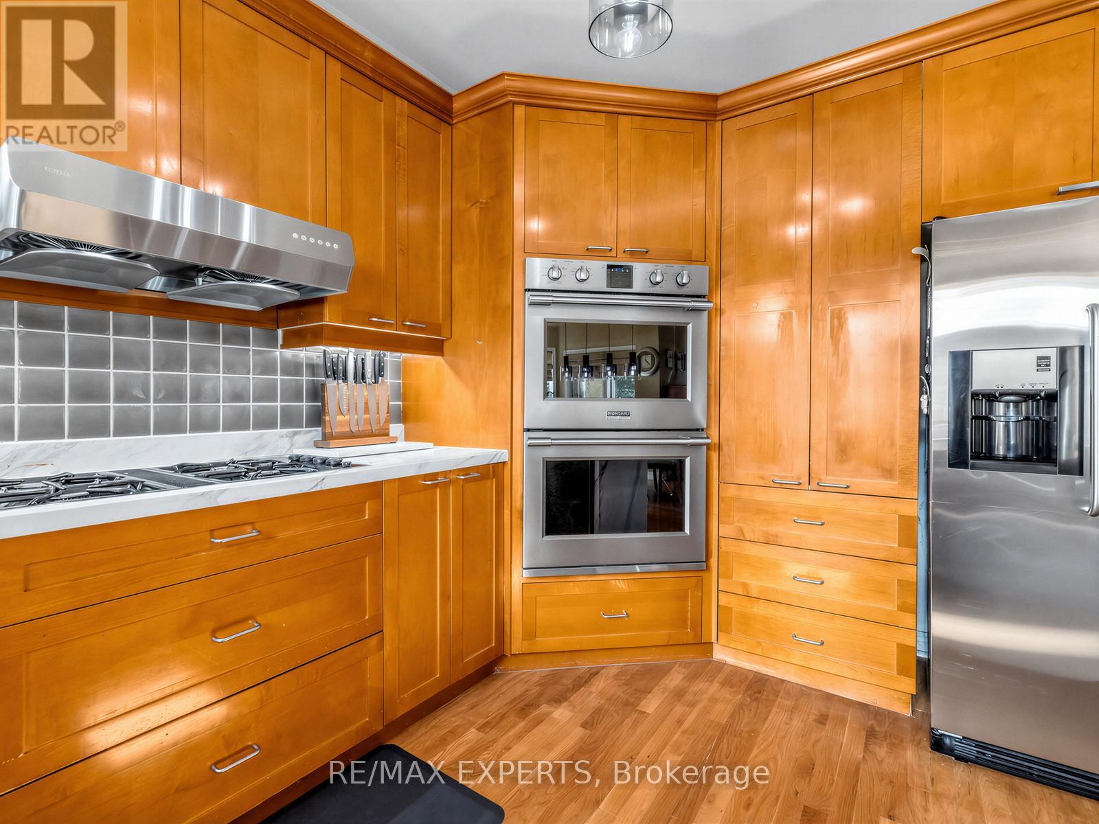 203 Thomson Creek Boulevard, Vaughan, Ontario L4H 1H1 - Photo 16 - N12899668