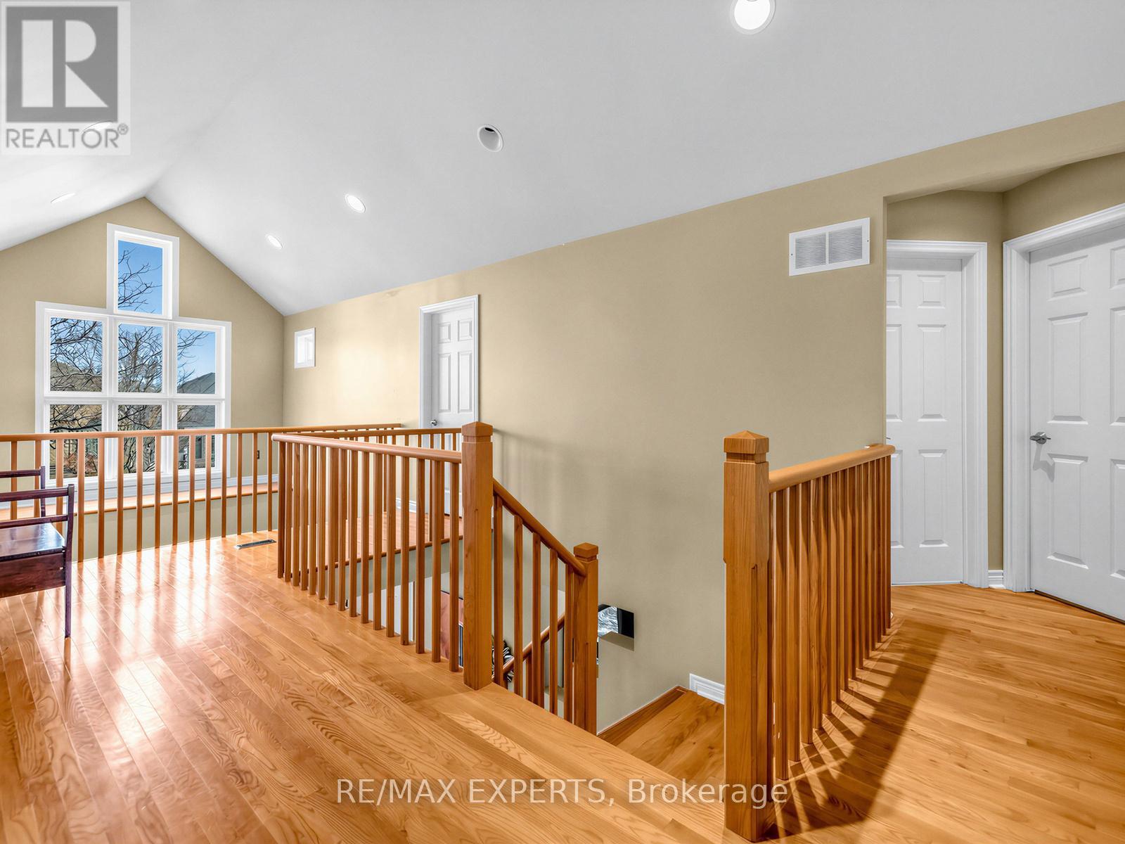 203 Thomson Creek Boulevard, Vaughan, Ontario L4H 1H1 - Photo 21 - N12899668