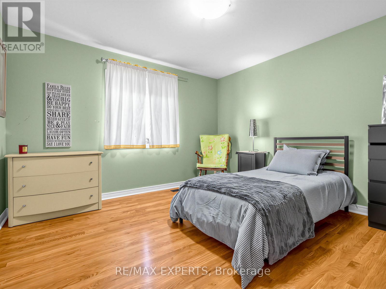 203 Thomson Creek Boulevard, Vaughan, Ontario L4H 1H1 - Photo 25 - N12899668