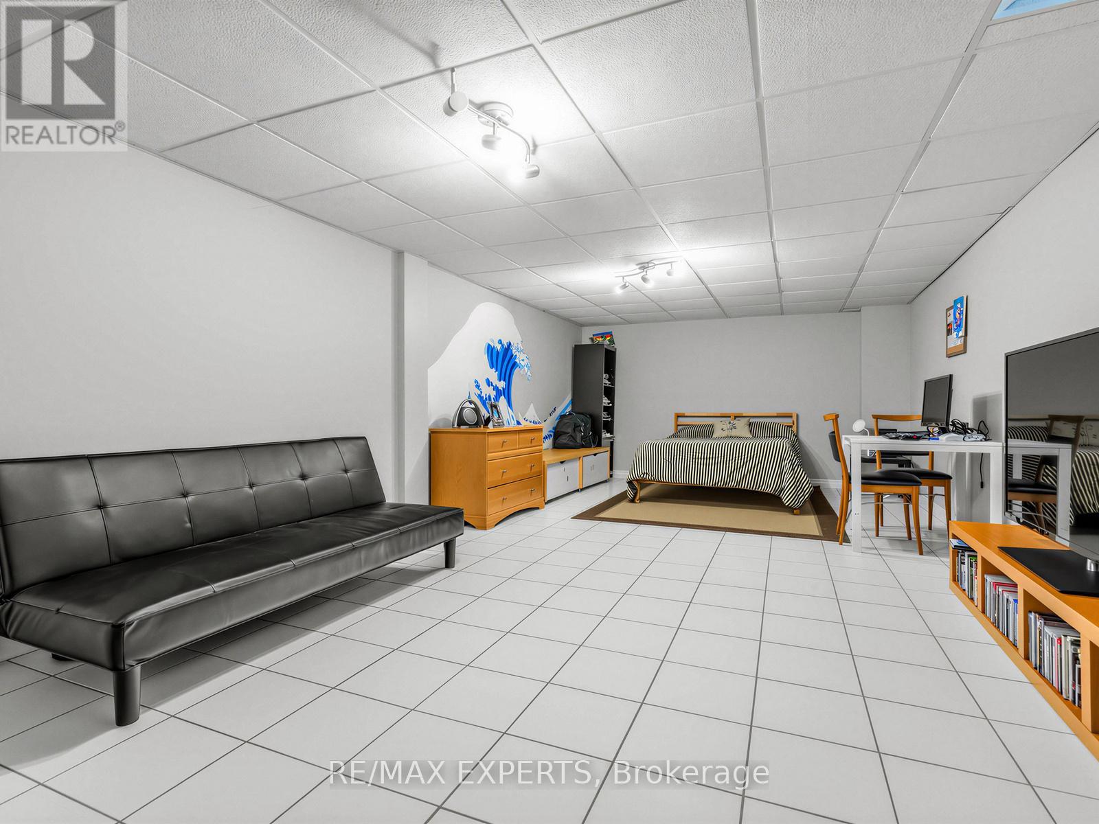 203 Thomson Creek Boulevard, Vaughan, Ontario L4H 1H1 - Photo 30 - N12899668