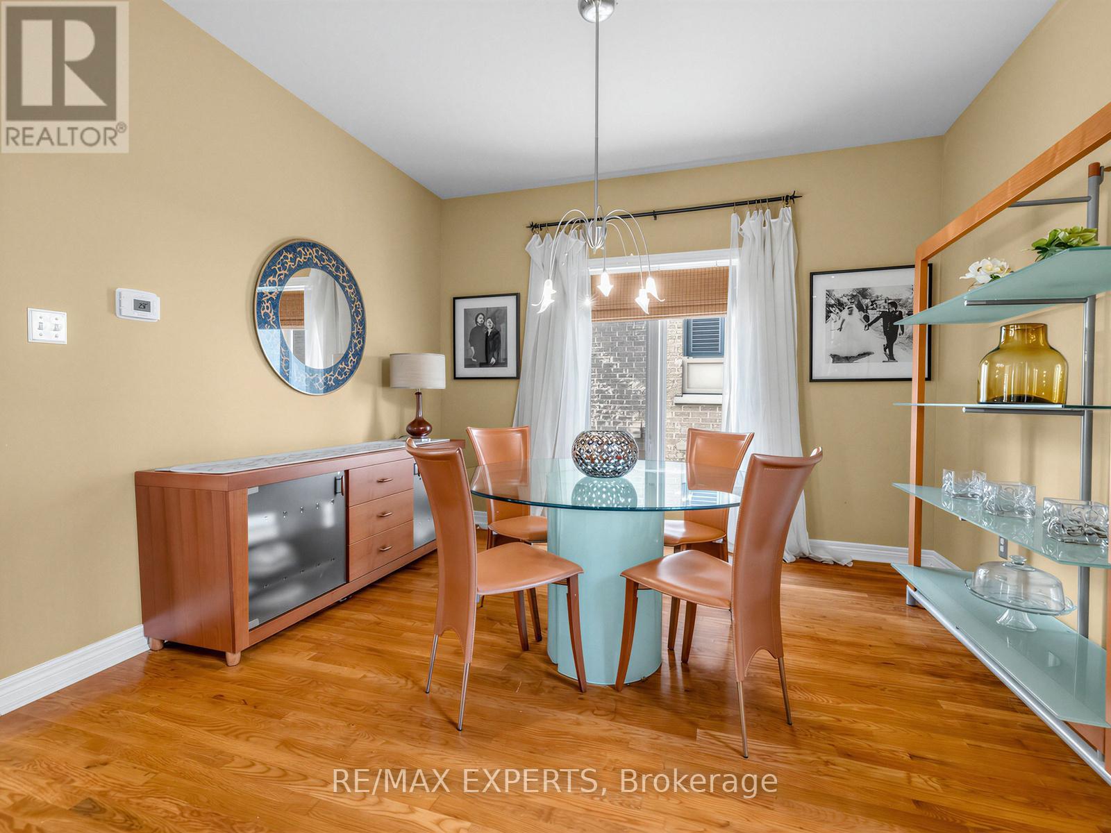 203 Thomson Creek Boulevard, Vaughan, Ontario L4H 1H1 - Photo 9 - N12899668