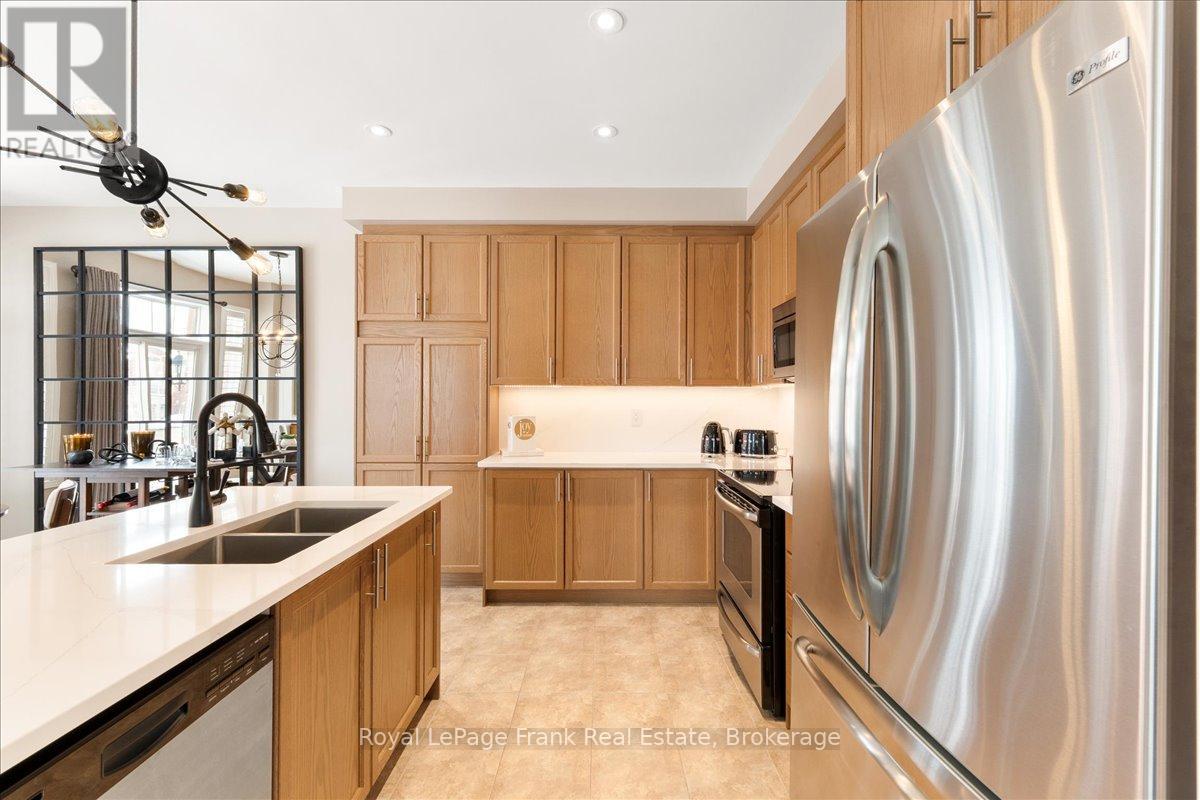 79 Durhamview Crescent, Whitchurch-Stouffville, Ontario  L4A 1S4 - Photo 13 - N12899890