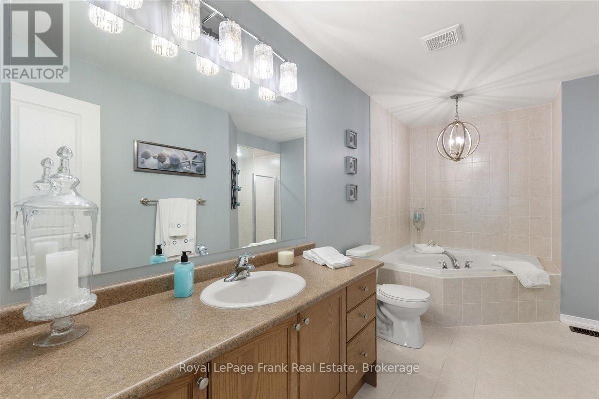 79 Durhamview Crescent, Whitchurch-Stouffville, Ontario  L4A 1S4 - Photo 27 - N12899890