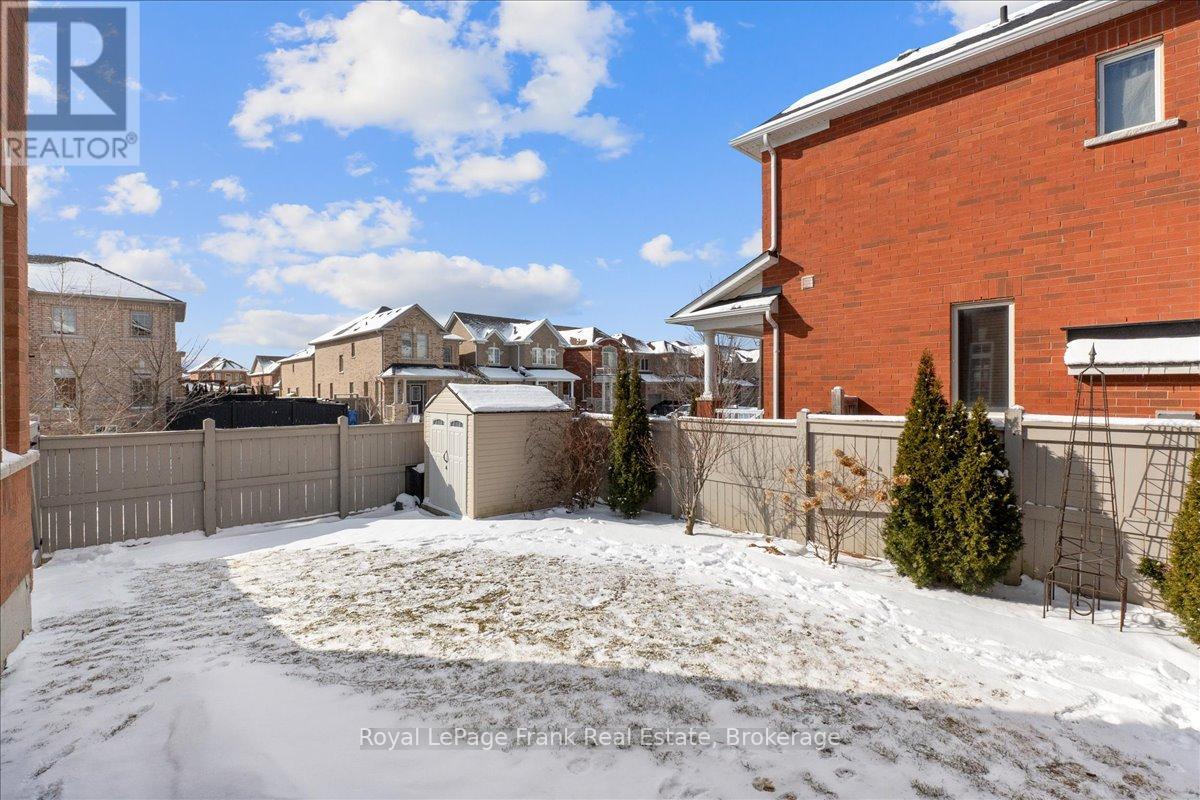 79 Durhamview Crescent, Whitchurch-Stouffville, Ontario  L4A 1S4 - Photo 34 - N12899890