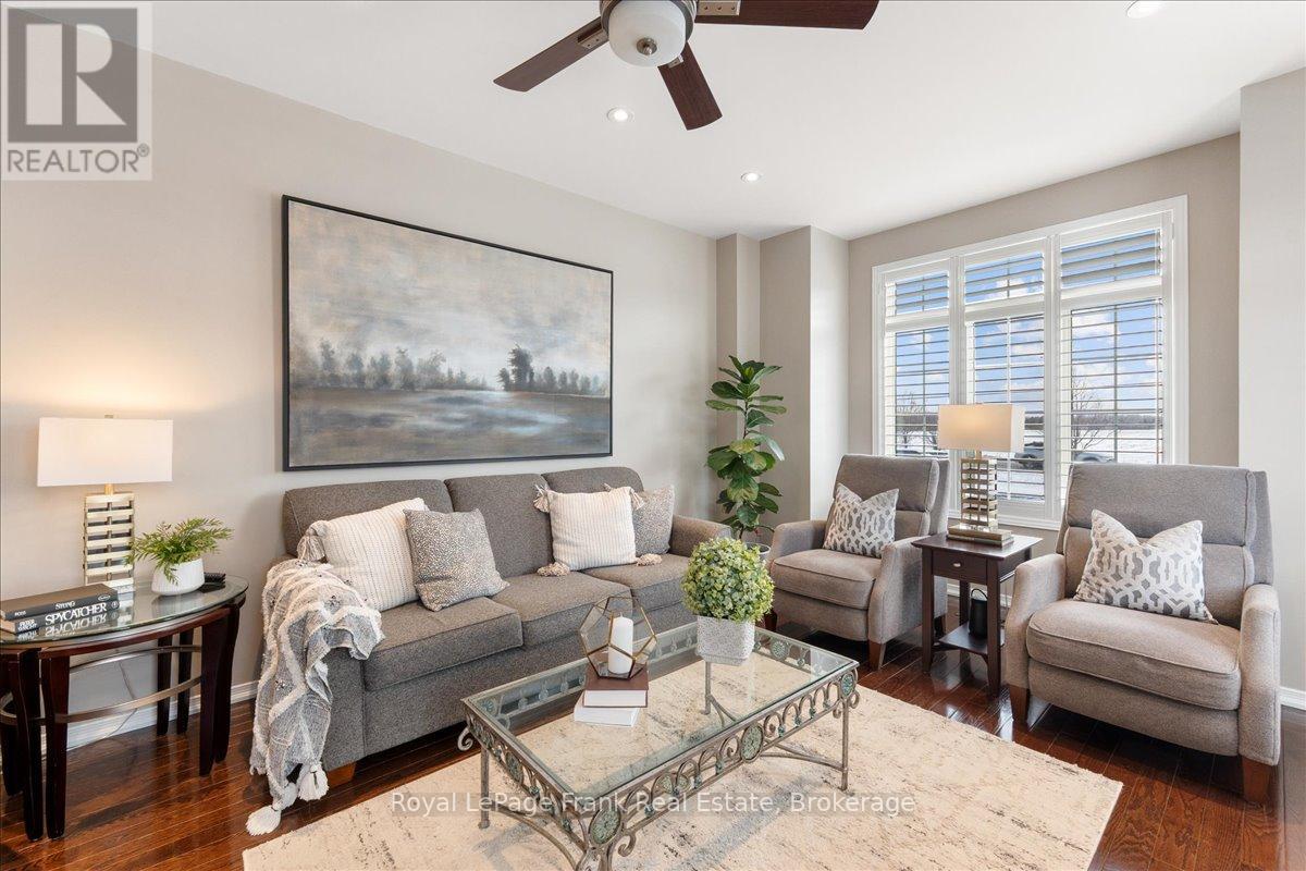 79 Durhamview Crescent, Whitchurch-Stouffville, Ontario  L4A 1S4 - Photo 7 - N12899890