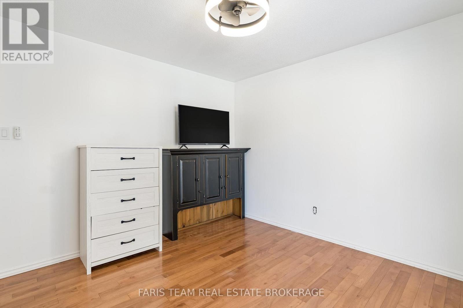 510 Mary Street, Tay, Ontario  L0K 1R0 - Photo 20 - S12899694