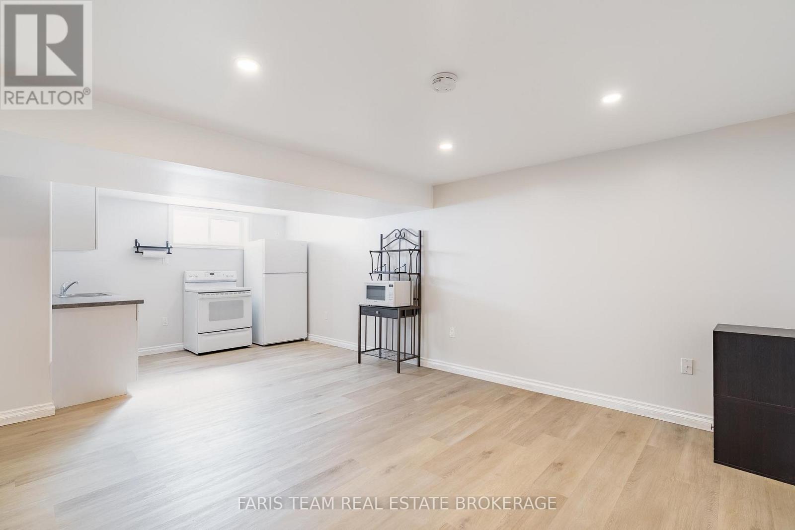 510 Mary Street, Tay, Ontario  L0K 1R0 - Photo 25 - S12899694