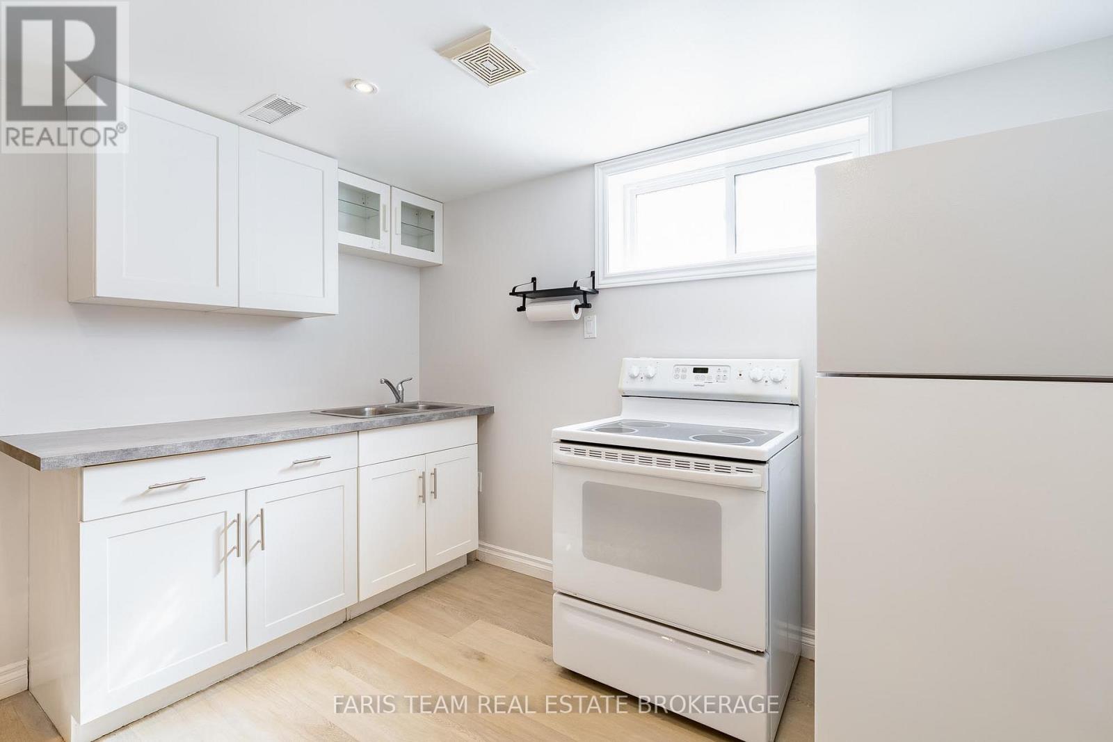 510 Mary Street, Tay, Ontario  L0K 1R0 - Photo 27 - S12899694