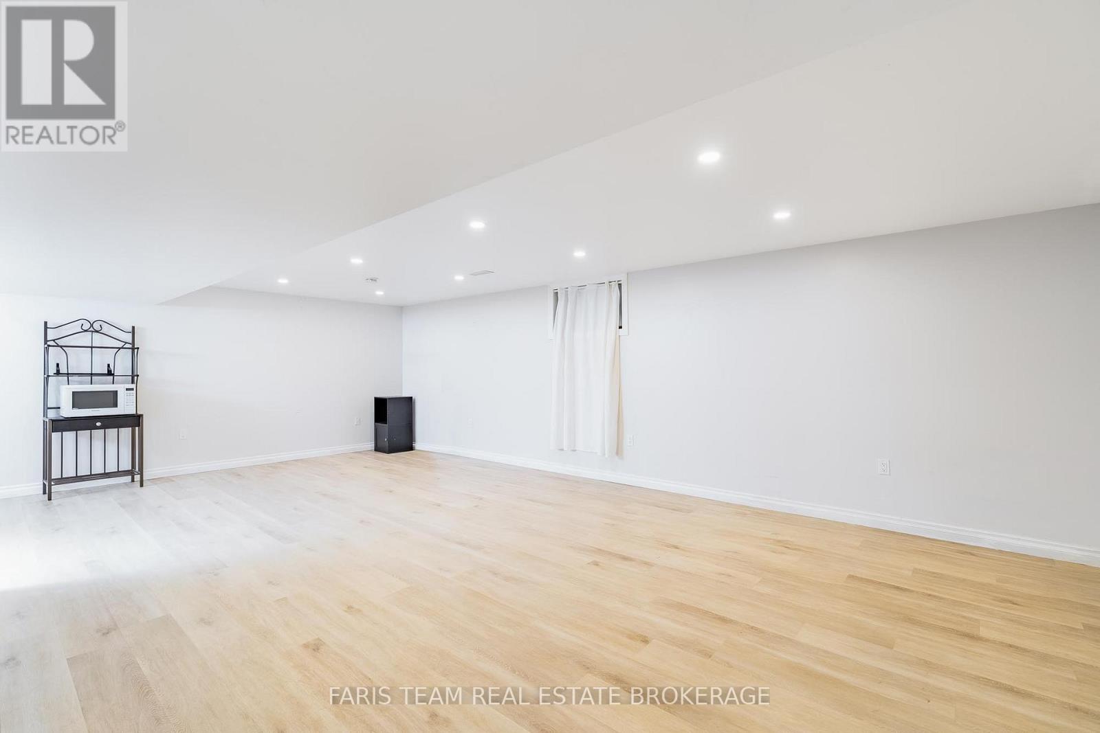 510 Mary Street, Tay, Ontario  L0K 1R0 - Photo 32 - S12899694