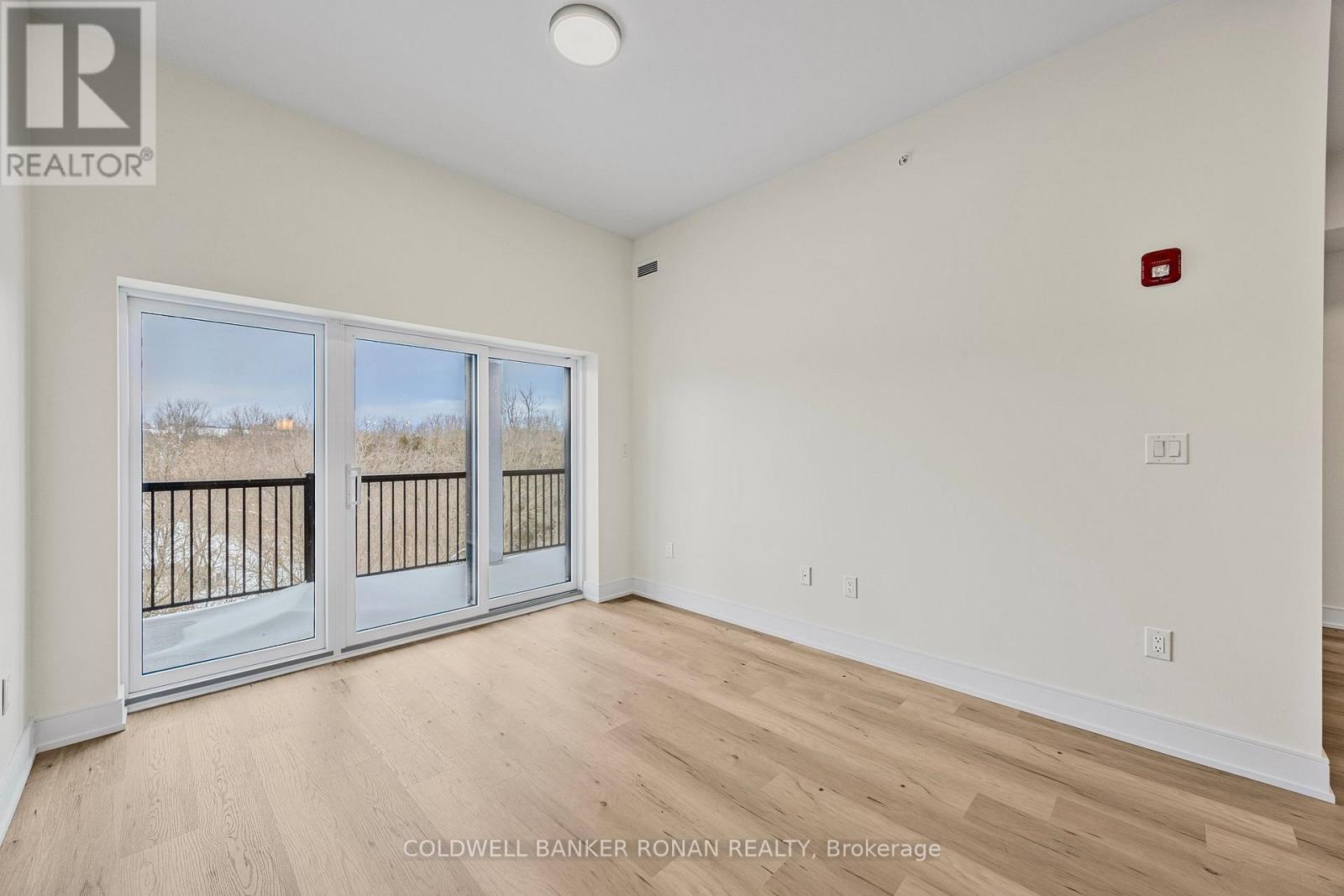 404 - 121 Mary Street, Clearview, Ontario  L0M 1G0 - Photo 13 - S12899802