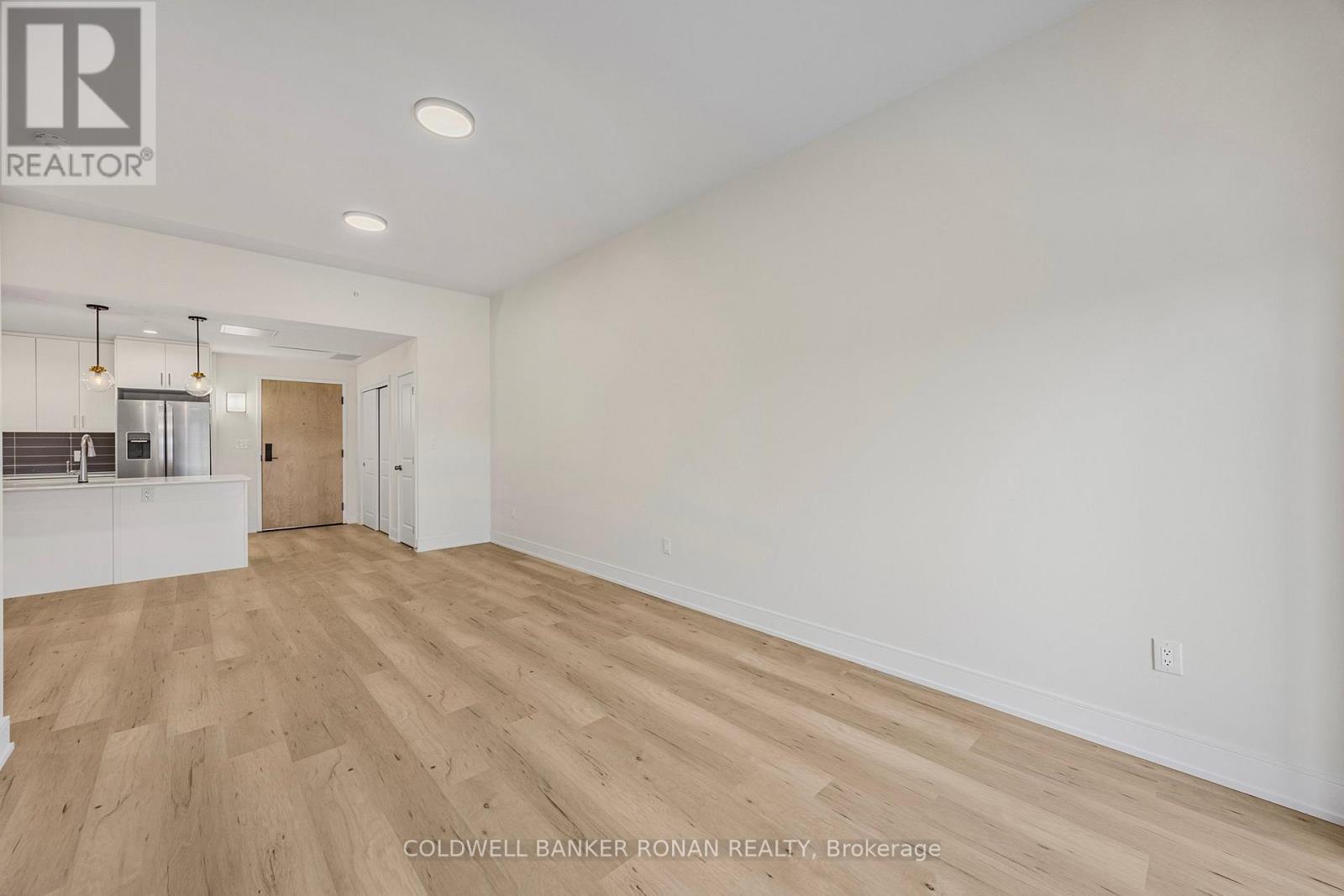 404 - 121 Mary Street, Clearview, Ontario  L0M 1G0 - Photo 16 - S12899802