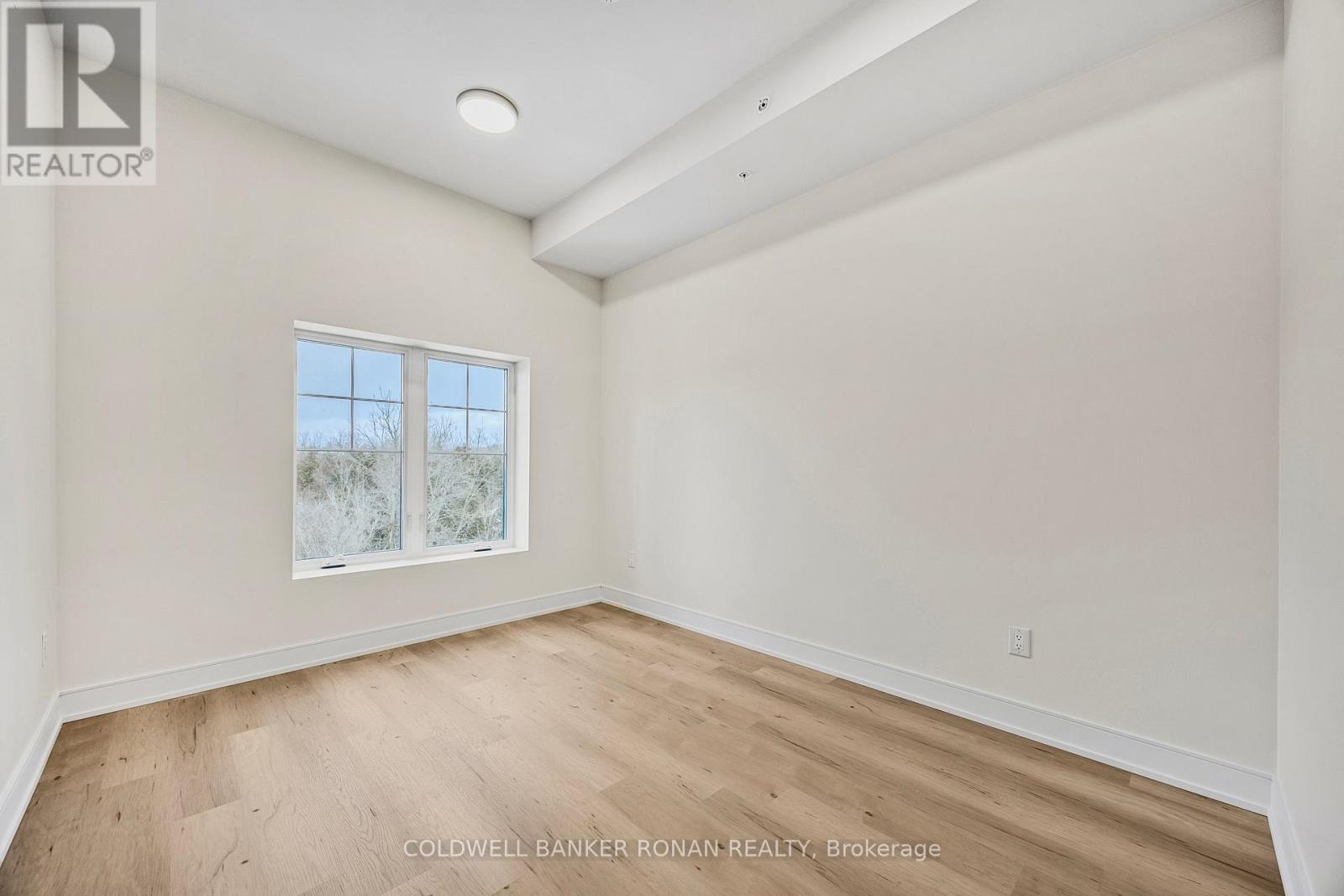 404 - 121 Mary Street, Clearview, Ontario  L0M 1G0 - Photo 23 - S12899802