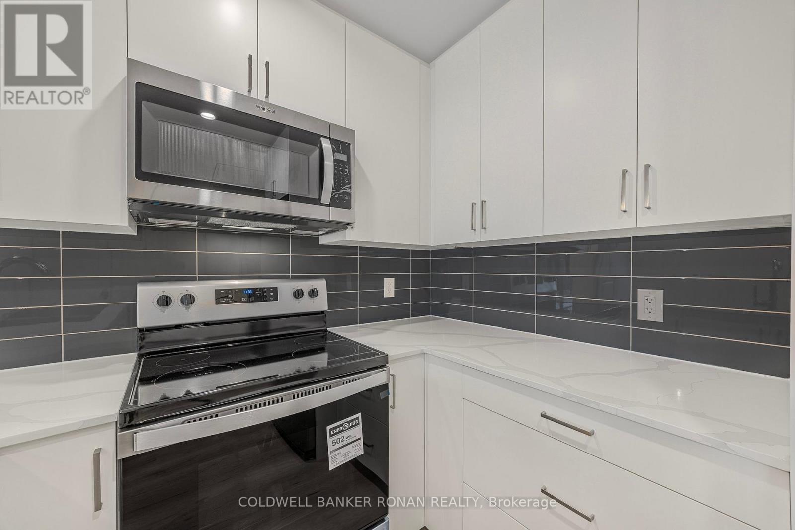 404 - 121 Mary Street, Clearview, Ontario  L0M 1G0 - Photo 6 - S12899802