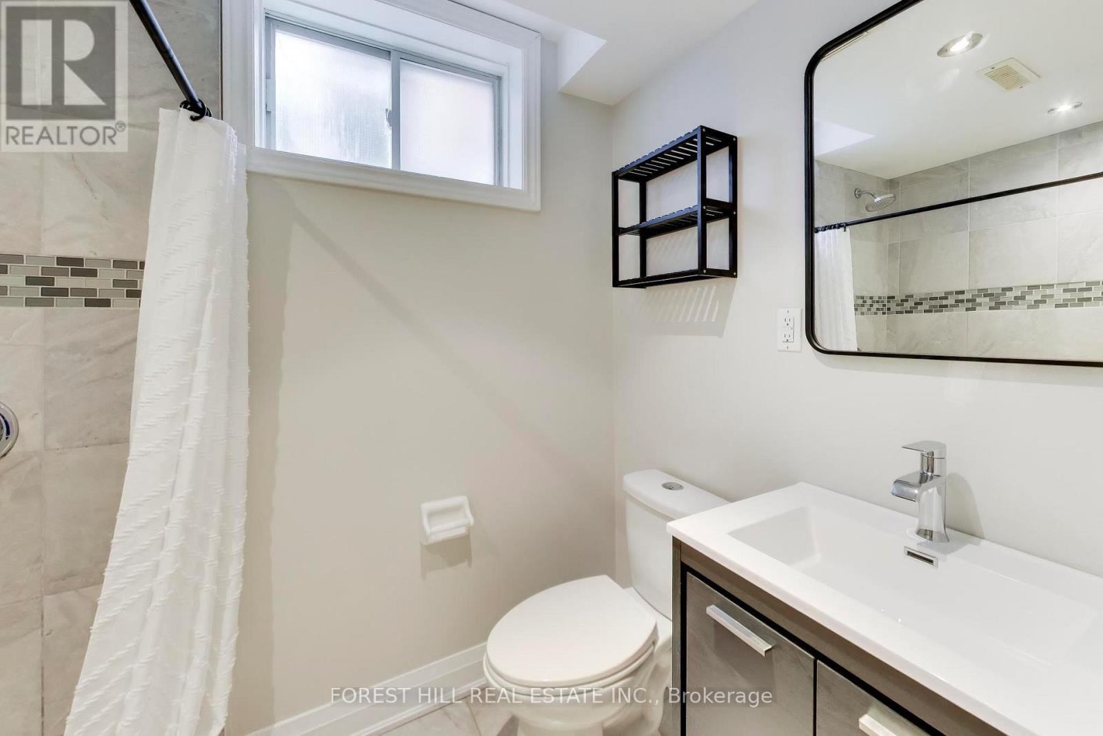 Lower - 34 Violet Street, Barrie, Ontario  L4N 9N2 - Photo 15 - S12899886