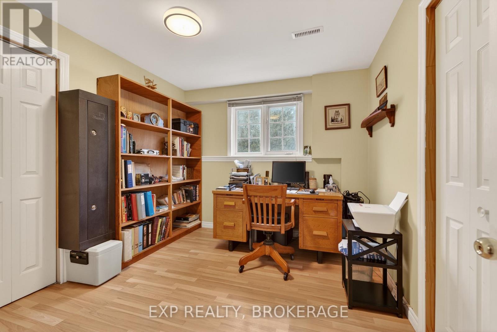 3079 Washburn Road, Frontenac (Frontenac South), Ontario  K0H 1H0 - Photo 27 - X12899504