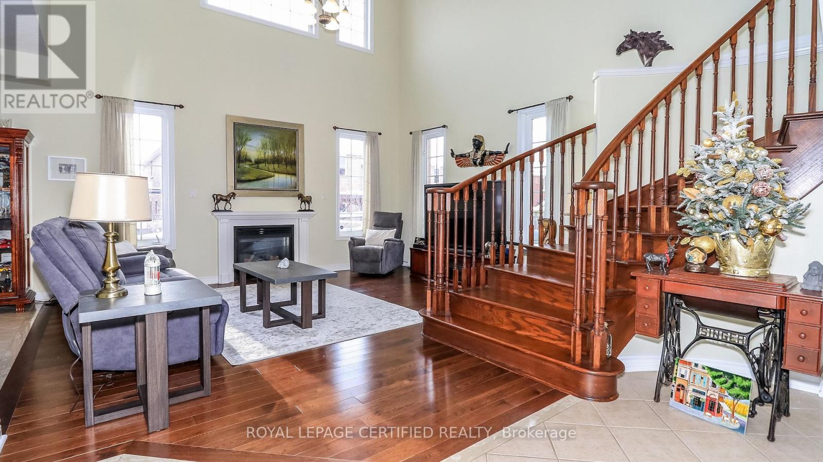 79 SOVEREIGN'S GATE, barrie (innis-shore), Ontario